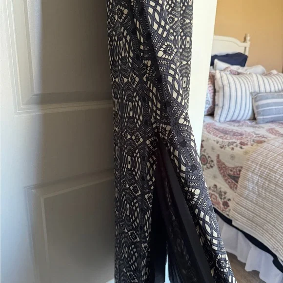 Madewell Sleeveless Maxi Dress - Black and Tan - Picture 4 of 6